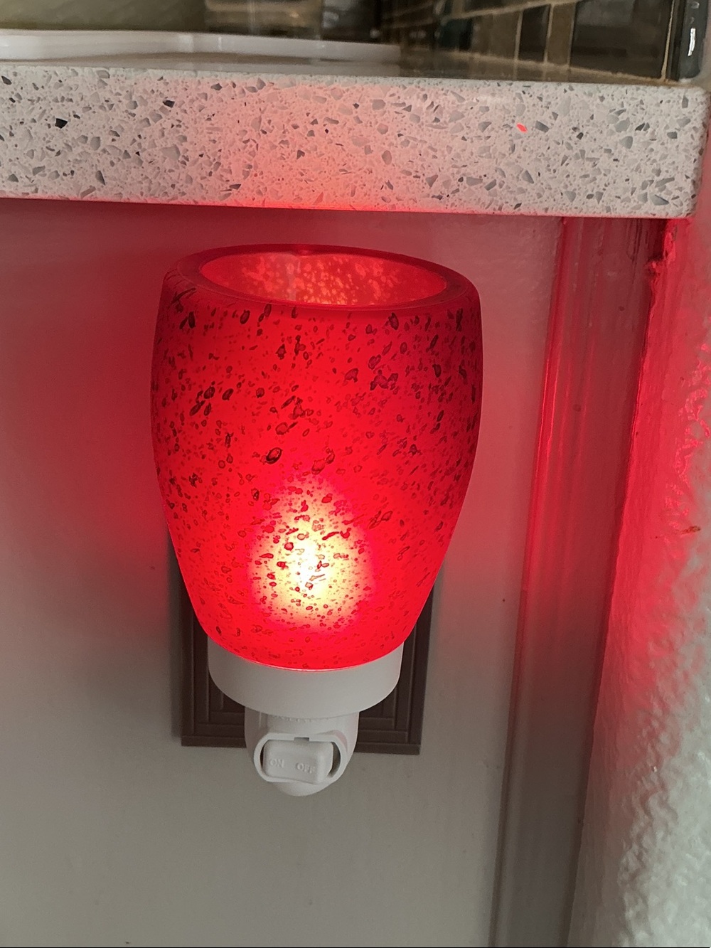 Cranberry glass Scentsy